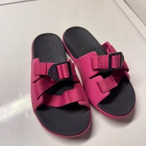 Chaco Kids Pink and Black Sandals girls size 1